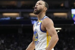 AYX- 库里在美国队比赛中关键助攻,大胜引发热议的是谁 